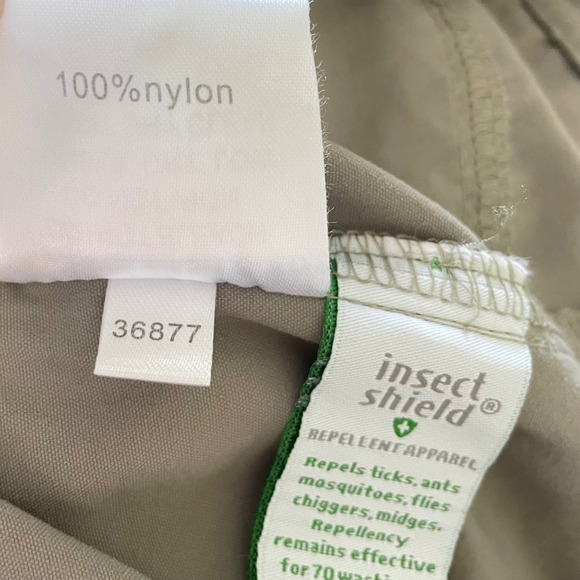 Simms Insect Shield Fishing Pants Mens XL Cargo Outdoor Khaki Relaxed Fit - Picture 8 of 8